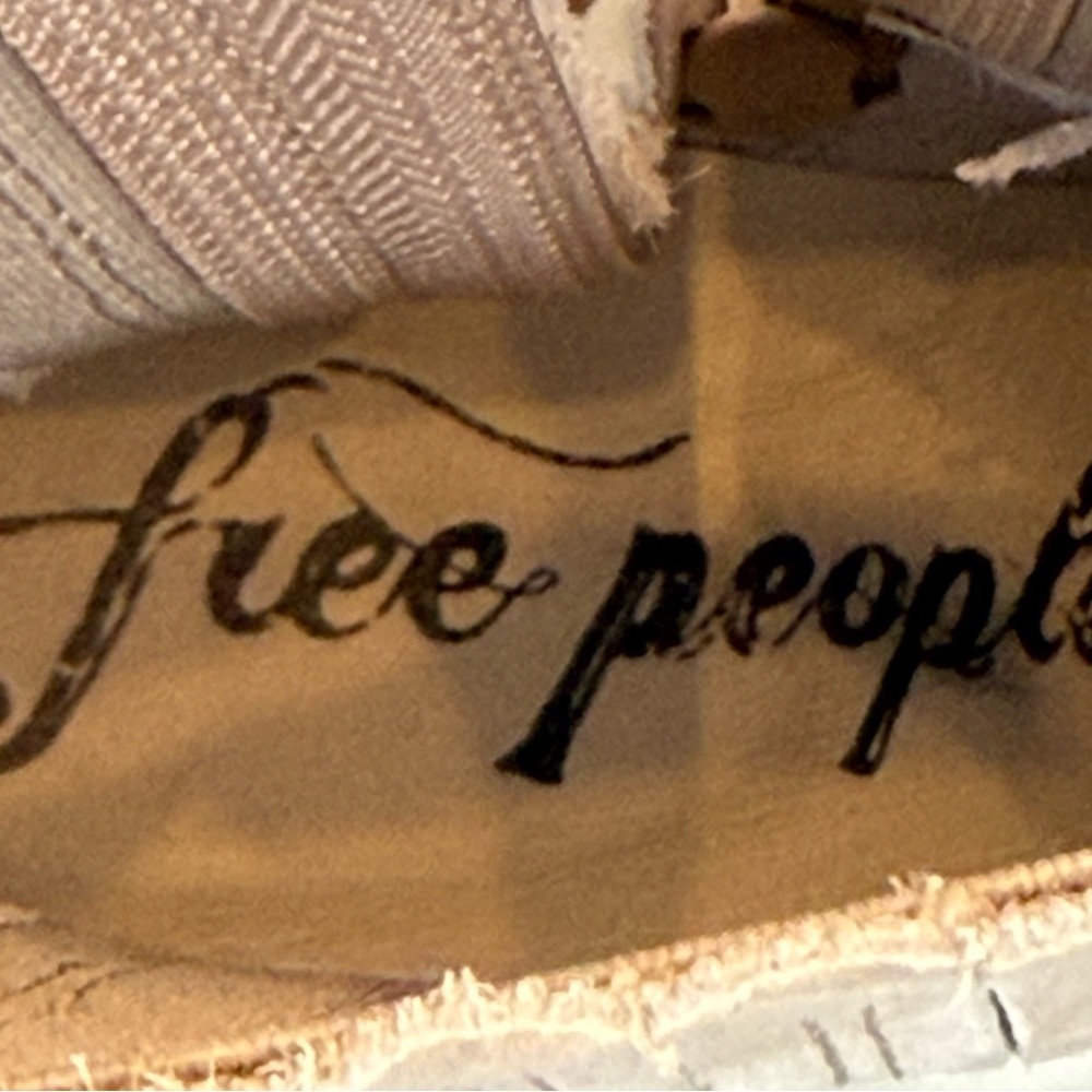 FREE PEOPLE | James Chelsea Boots - Picture 12 of 12